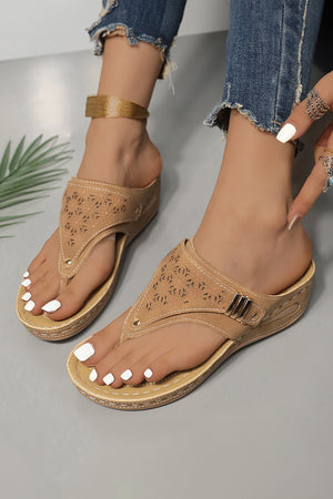Chestnut Hollow Out Clip Toe Wedge Slippers
