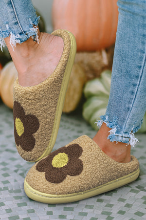 Camel Fuzzy Flower Pattern Homewear Slippers