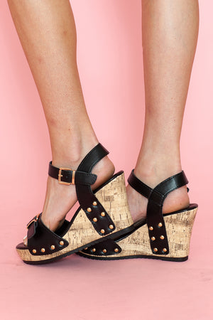 Black Rivet Buckle Closure Wedge Sandals