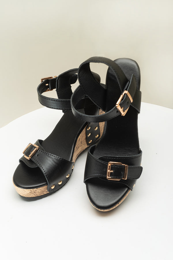 Black Rivet Buckle Closure Wedge Sandals